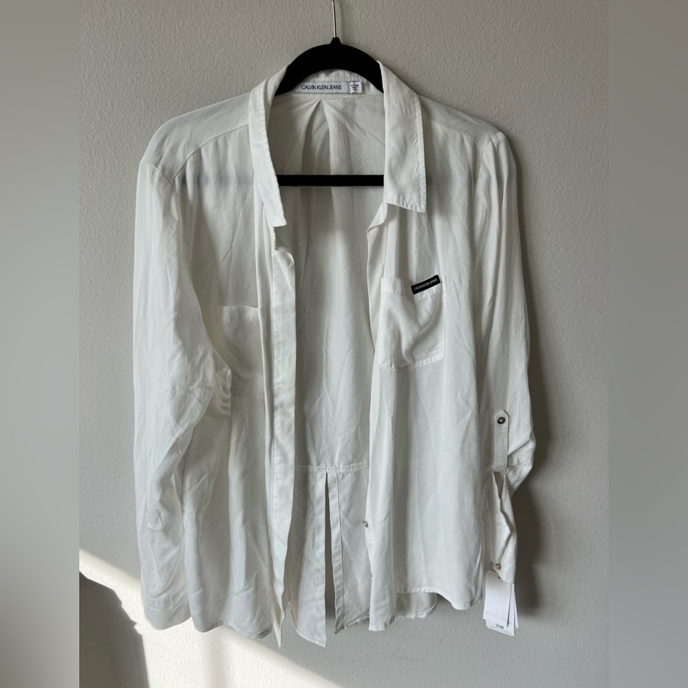 NWT Calvin Klein button down shirt